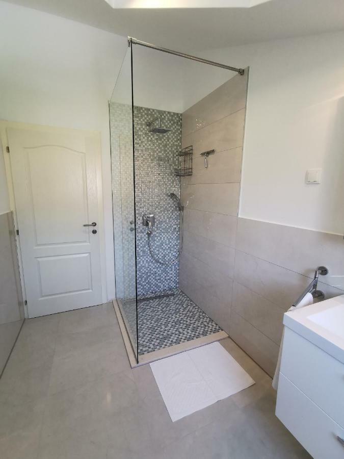 New Apartments 9 Minutes From Split Airport Kaštela Extérieur photo